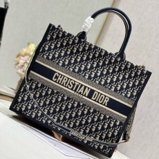 Christian Dior Shopping Bags